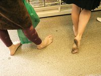 Feet - Mila + Alenka - 2005-09-26 Buying a video camera