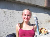 Feet - Mila + Alenka - 2005-11-27 Barefoot voyage to Feodosia