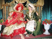 Feet - Mila + Alenka - 2005-11-27 Barefoot voyage to Feodosia