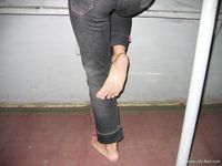 Feet - Mila + Alenka - 2005-11-27 Barefoot voyage to Feodosia