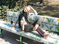 Feet - Mila + Alenka - 2005-11-27 Barefoot voyage to Feodosia