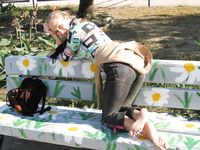 Feet - Mila + Alenka - 2005-11-27 Barefoot voyage to Feodosia