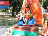 Feet - Mila + Alenka - 2005-11-27 Barefoot voyage to Feodosia