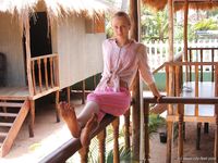 Feet - Mila + Toma - 2006-04-29 Dirty feet in Goa