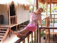 Feet - Mila + Toma - 2006-04-29 Dirty feet in Goa