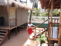 Feet - Mila + Toma - 2006-04-29 Dirty feet in Goa