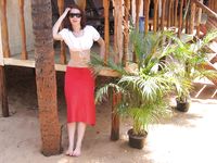 Feet - Mila + Toma - 2006-04-29 Dirty feet in Goa