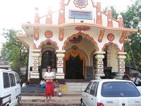 Feet - Mila + Toma - 2006-04-29 Dirty feet in Goa