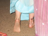 Feet - Mila + Toma - 2006-04-29 Dirty feet in Goa