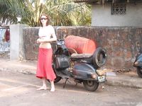 Feet - Mila + Toma - 2006-04-29 Dirty feet in Goa