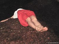 Feet - Mila + Toma - 2006-04-29 Dirty feet in Goa