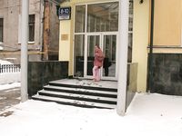 Feet - Mila - 2005-08-07 Pretty barefoot secretary