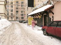 Feet - Mila - 2005-08-07 Pretty barefoot secretary