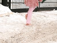 Feet - Mila - 2005-08-07 Pretty barefoot secretary