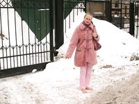 Feet - Mila - 2005-08-07 Pretty barefoot secretary