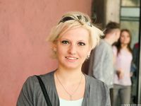 Feet - Milana - 2016-05-27 Barefoot shopping day