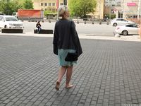 Feet - Milana - 2016-05-27 Barefoot shopping day