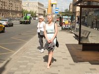 Feet - Milana - 2016-05-27 Barefoot shopping day