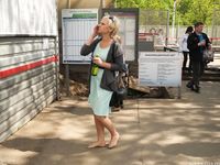 Feet - Milana - 2016-05-27 Barefoot shopping day