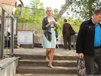 Feet - Milana - 2016-05-27 Barefoot shopping day