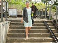 Feet - Milana - 2016-05-27 Barefoot shopping day