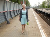 Feet - Milana - 2016-05-27 Barefoot shopping day