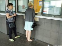 Feet - Milana - 2016-05-27 Barefoot shopping day