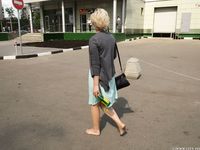 Feet - Milana - 2016-05-27 Barefoot shopping day