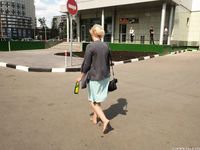 Feet - Milana - 2016-05-27 Barefoot shopping day