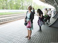 Feet - Milana - 2016-05-27 Barefoot shopping day