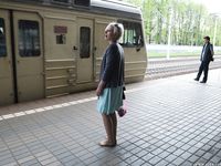 Feet - Milana - 2016-05-27 Barefoot shopping day