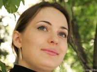 Feet - Nadya - 2007-01-20 Office barefoot lady