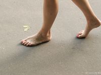 Feet - Nadya - 2007-01-20 Office barefoot lady