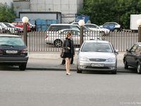 Feet - Nadya - 2007-01-20 Office barefoot lady