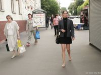 Feet - Nadya - 2007-01-20 Office barefoot lady