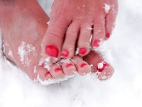 Feet - Nastia - 2009-01-25 Frozen feet (Preview only)