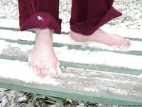 Feet - Nastya - 2003-12-16 The fist snow
