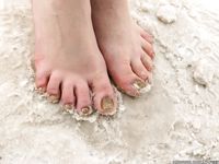 Feet - Nastya C - 2012-05-23 Frozen feet in public