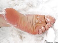 Feet - Nastya C - 2012-05-23 Frozen feet in public