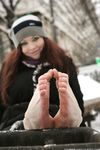 Feet - Nastya C - 2012-05-23 Frozen feet in public