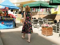 Feet - Nastya C - 2015-08-09 Afternoon city walk