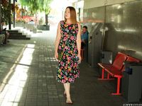 Feet - Nastya C - 2015-08-09 Afternoon city walk