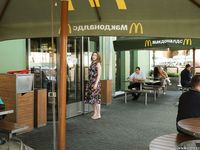 Feet - Nastya C - 2015-08-09 Afternoon city walk