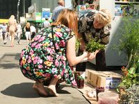 Feet - Nastya C - 2015-08-09 Afternoon city walk