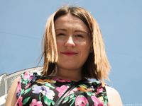 Feet - Nastya C - 2015-08-09 Afternoon city walk