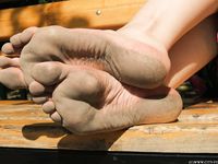 Feet - Nastya C - 2015-08-09 Afternoon city walk