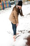 Feet - Nastya D - 2017-01-21 Cheerful barefoot girl