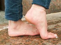 Feet - Nastya D - 2017-01-21 Cheerful barefoot girl