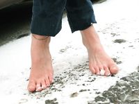 Feet - Nastya D - 2017-01-21 Cheerful barefoot girl