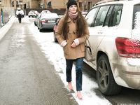 Feet - Nastya D - 2017-01-21 Cheerful barefoot girl